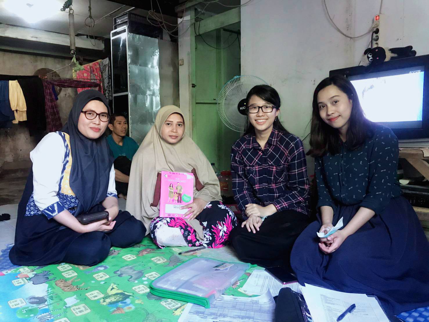 KUNJUNGAN PERTAMA